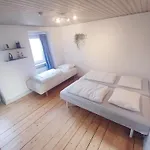 Comfortable 2 For 7 - Free Parking - Perfect For Families And Groups * Hjørring